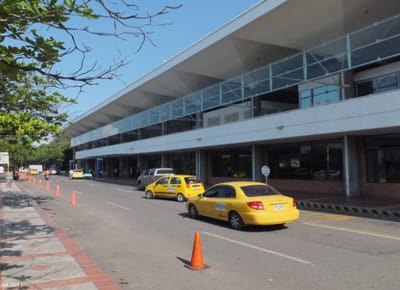 Servicio de taxis del Aeropuerto Camilo Daza