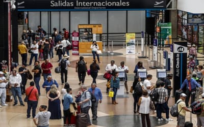 Pasajeros en Aeropuerto José María Córdova